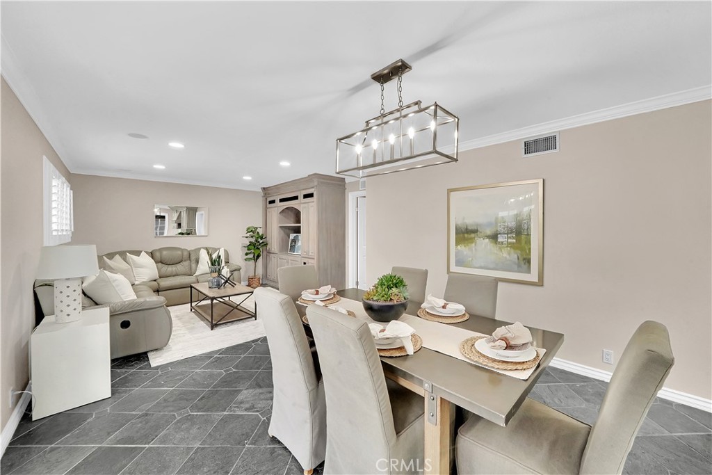 13261 Cromwell Drive