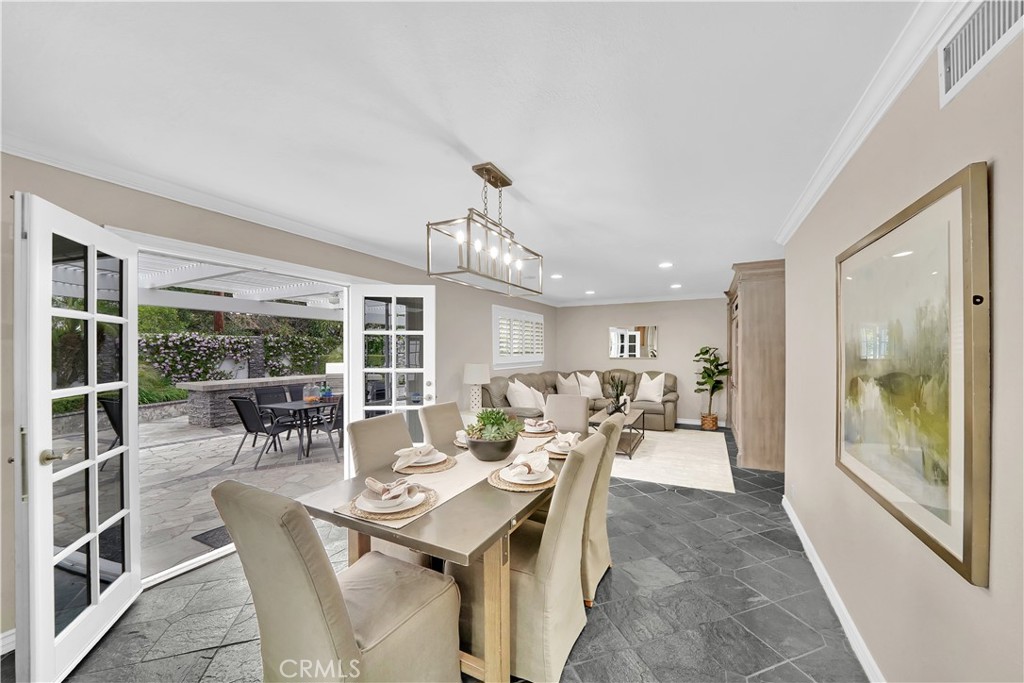 13261 Cromwell Drive