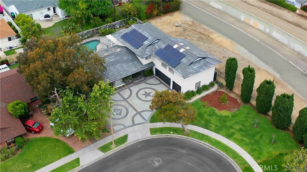 13261 Cromwell Drive