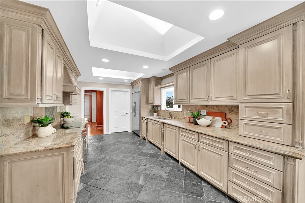 13261 Cromwell Drive