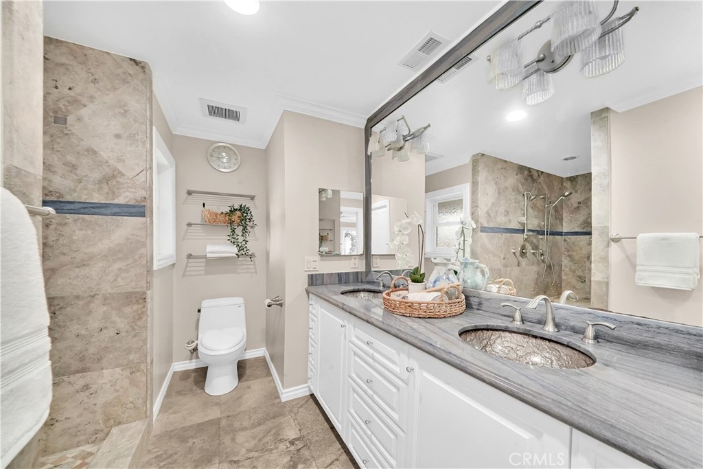 13261 Cromwell Drive