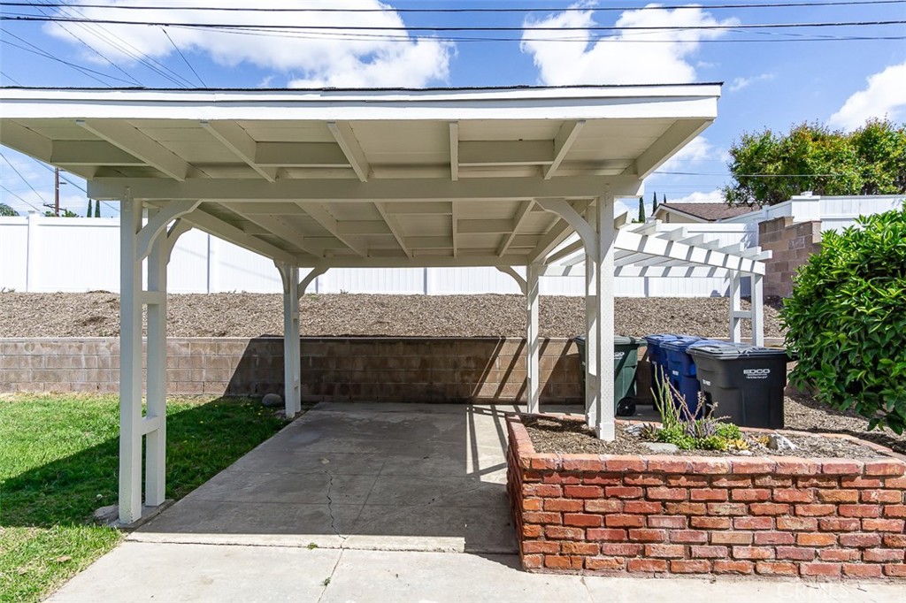 14437 La Pluma Drive