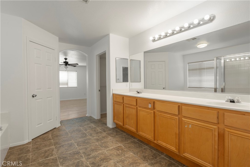 25876 Lake Shore Lane