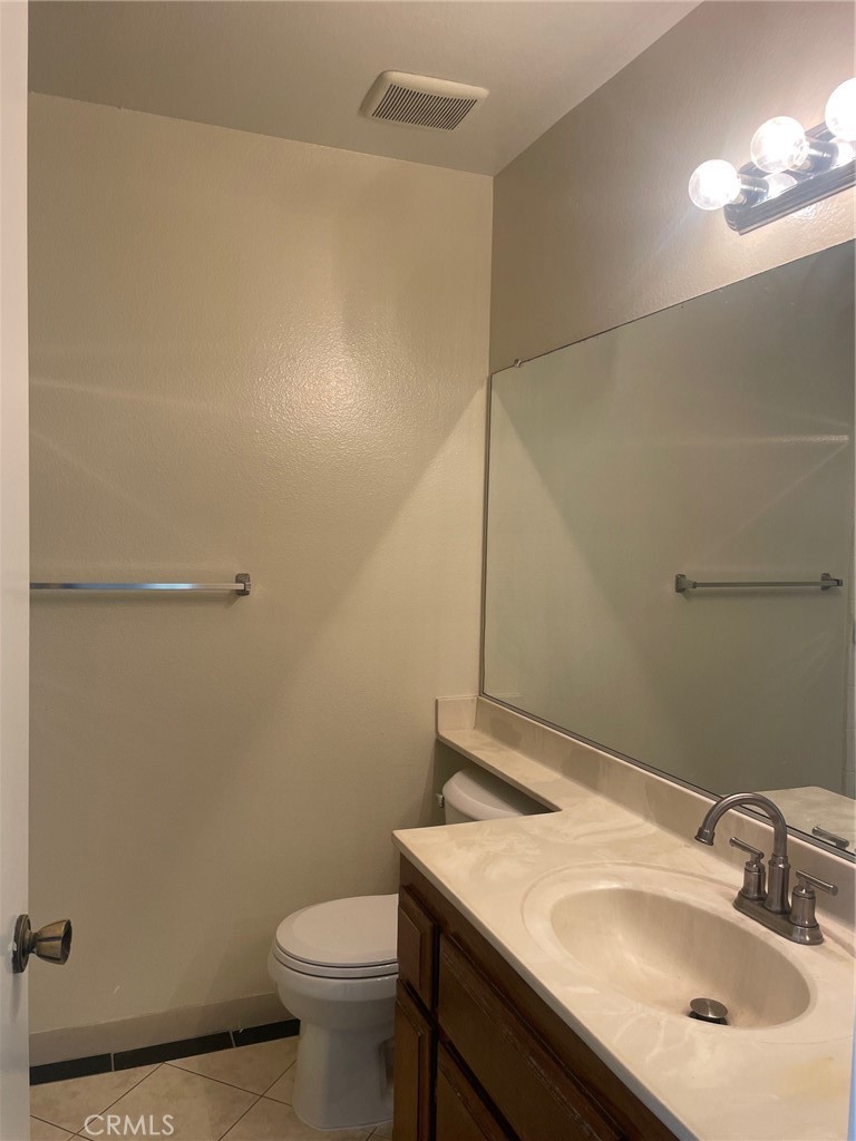 9313 1/2 Park Street