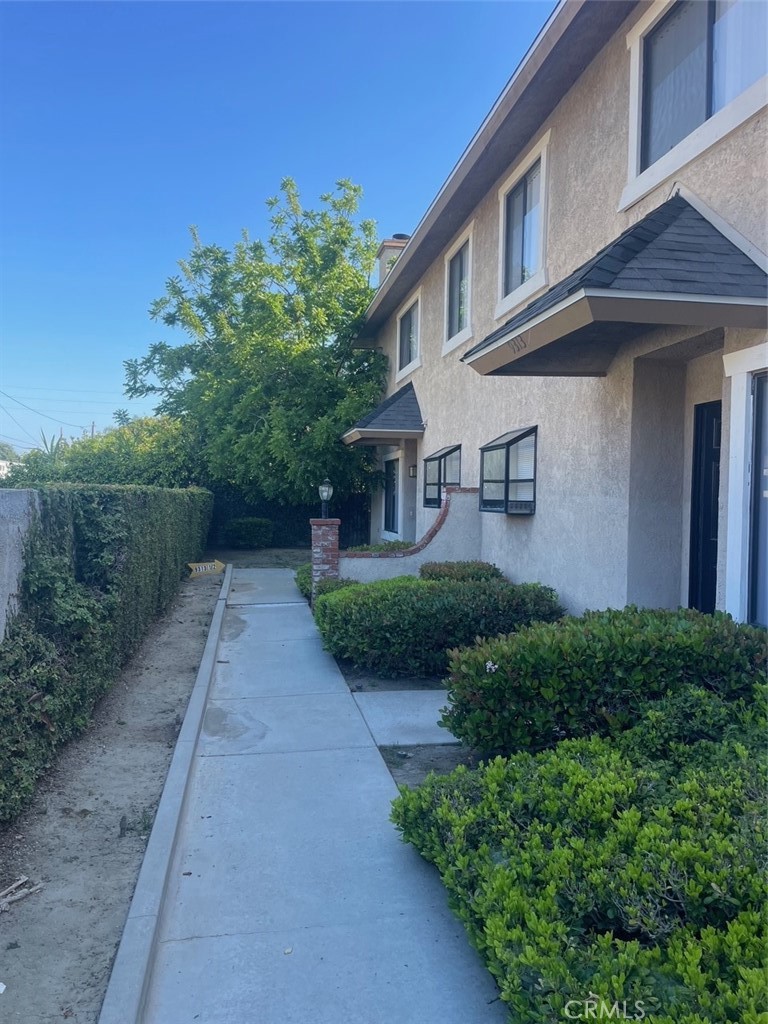 9313 1/2 Park Street