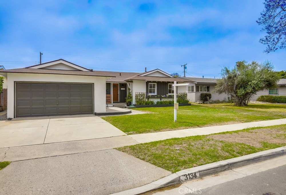 3134 W Olinda Lane