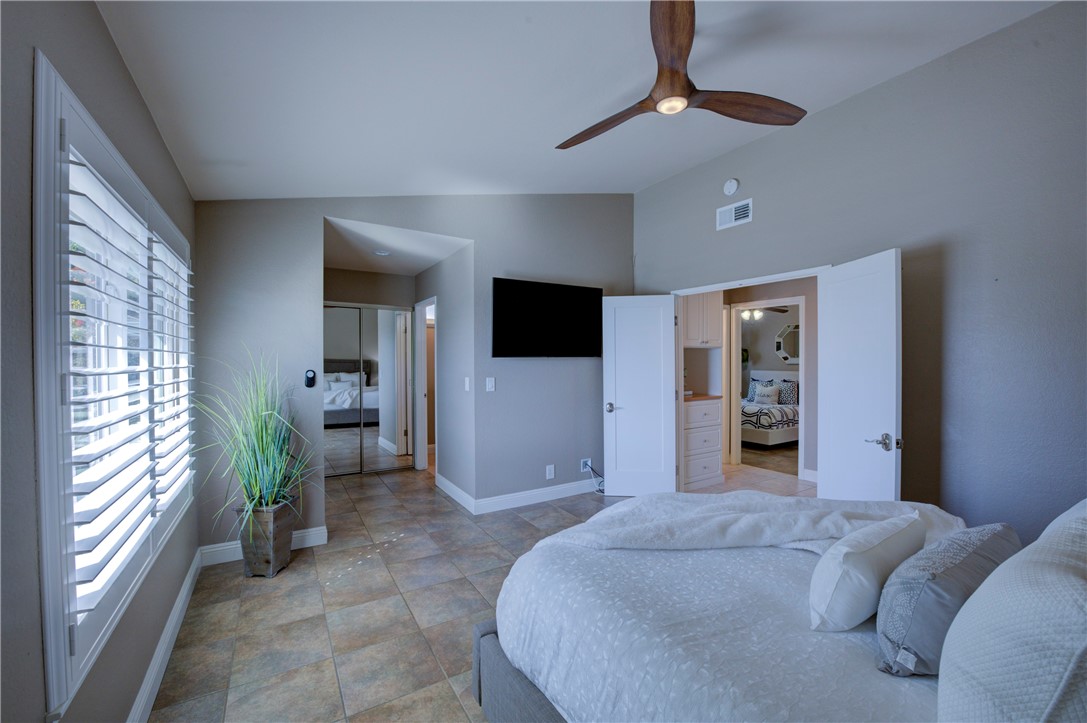 2546 N Orange Hill Lane