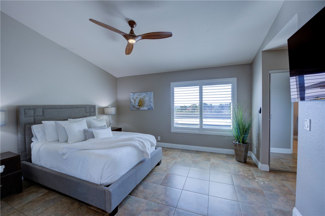 2546 N Orange Hill Lane