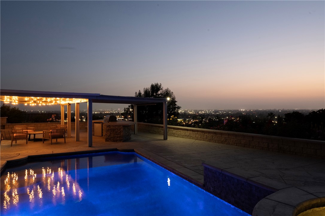 2546 N Orange Hill Lane