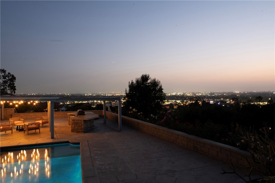 2546 N Orange Hill Lane