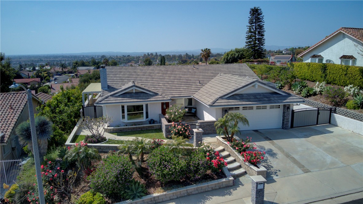 2546 N Orange Hill Lane