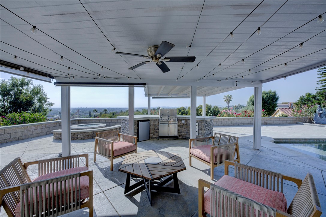 2546 N Orange Hill Lane