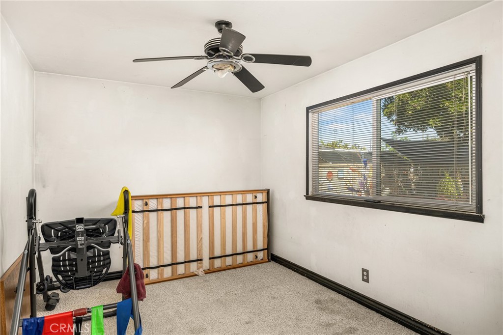 8541 Orangewood Avenue