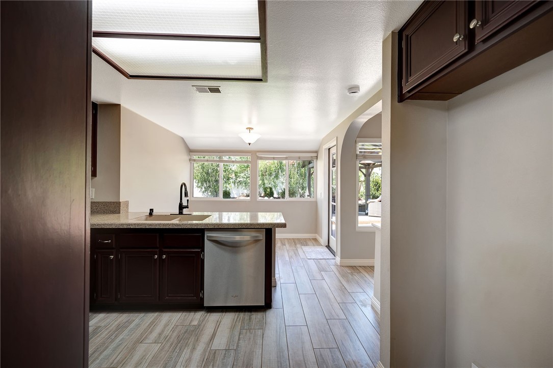 30590 Laramie Avenue