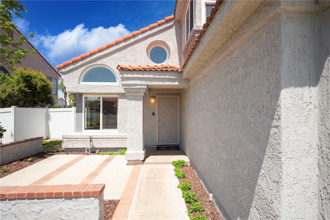 30590 Laramie Avenue