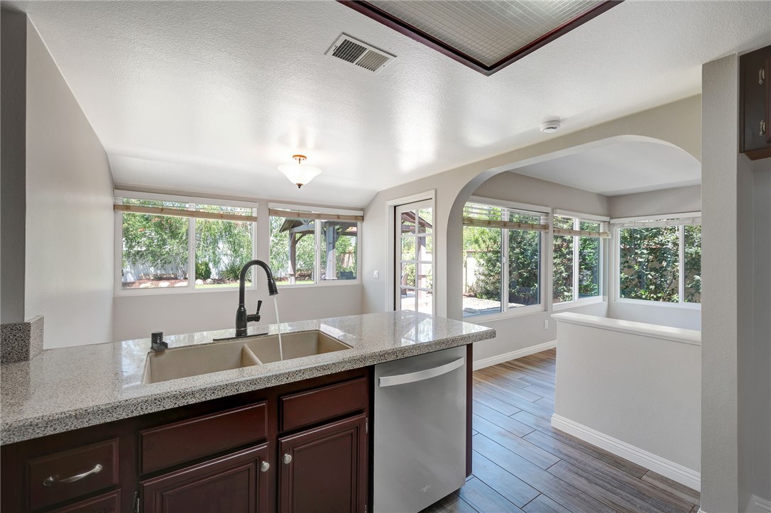 30590 Laramie Avenue