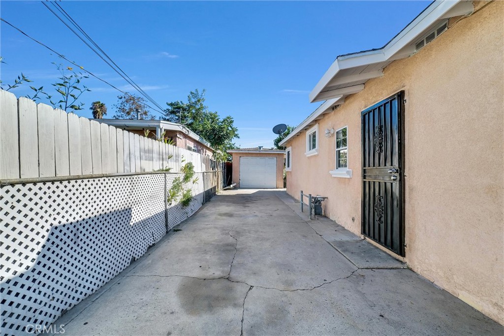 12012 Barnwall Street