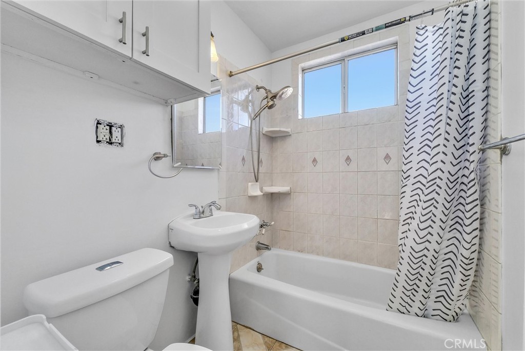 12012 Barnwall Street