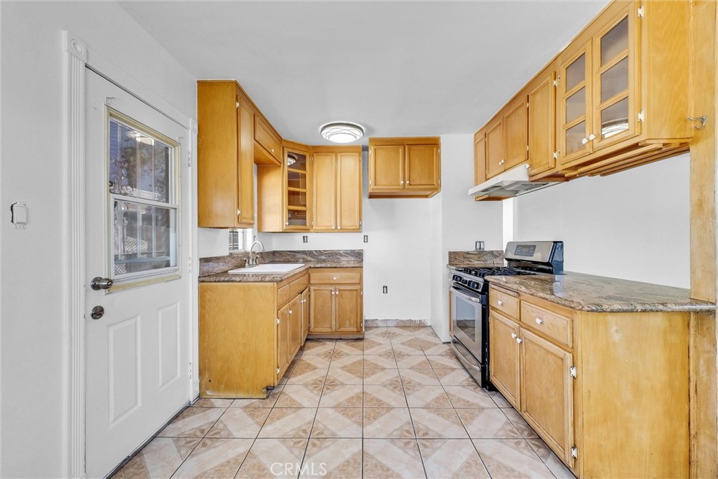 12012 Barnwall Street