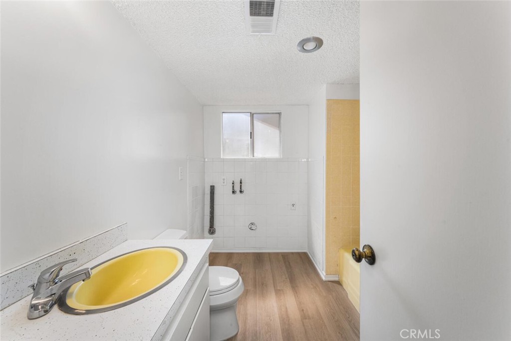 2782 Woodstock