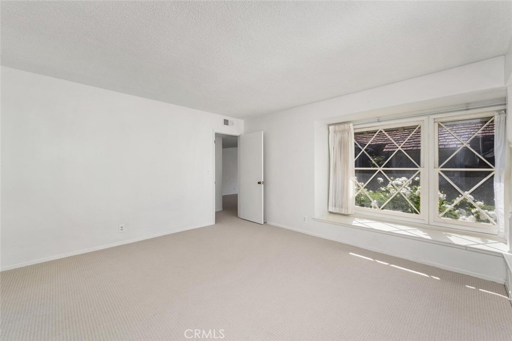 2782 Woodstock