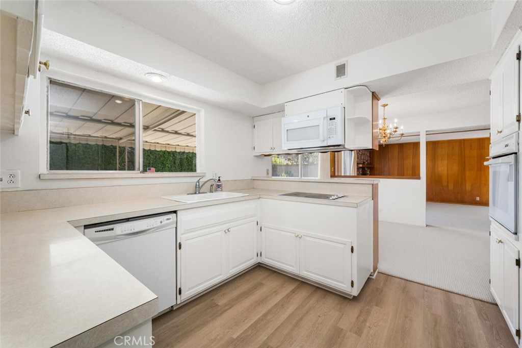 2782 Woodstock