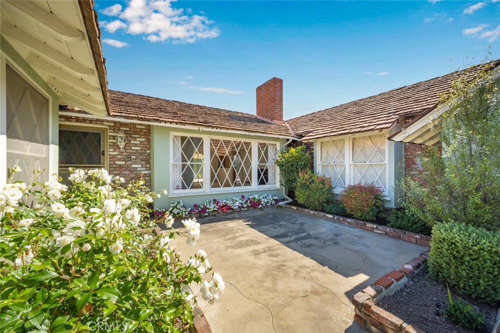 2782 Woodstock