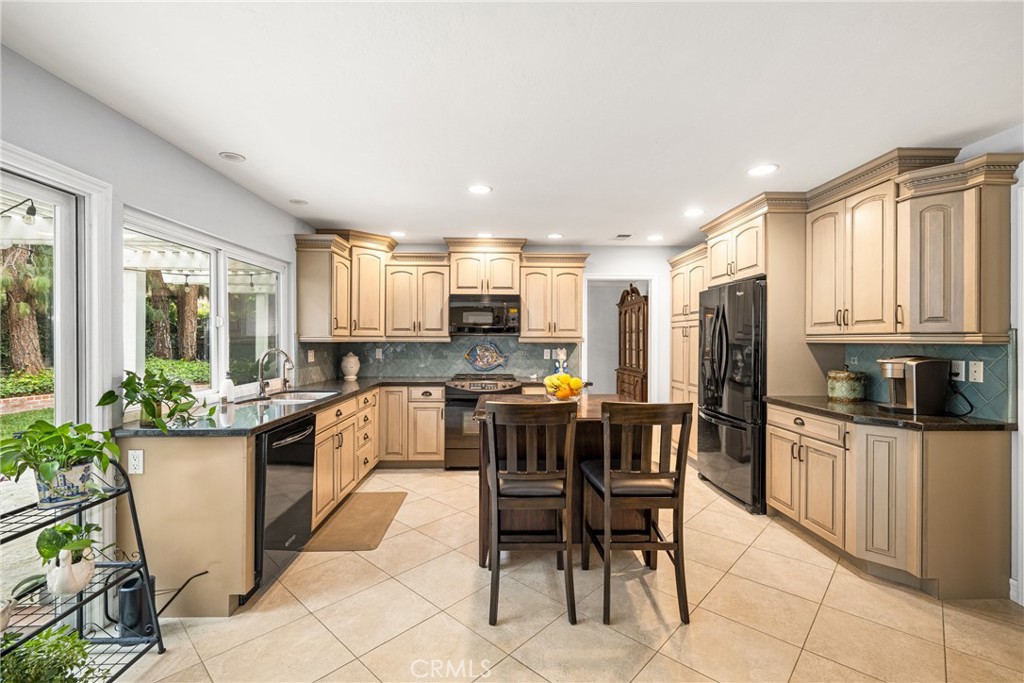 2391 Coco Palm Drive