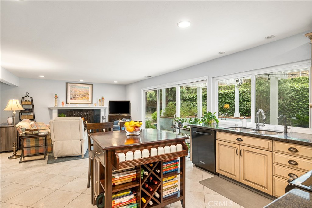 2391 Coco Palm Drive