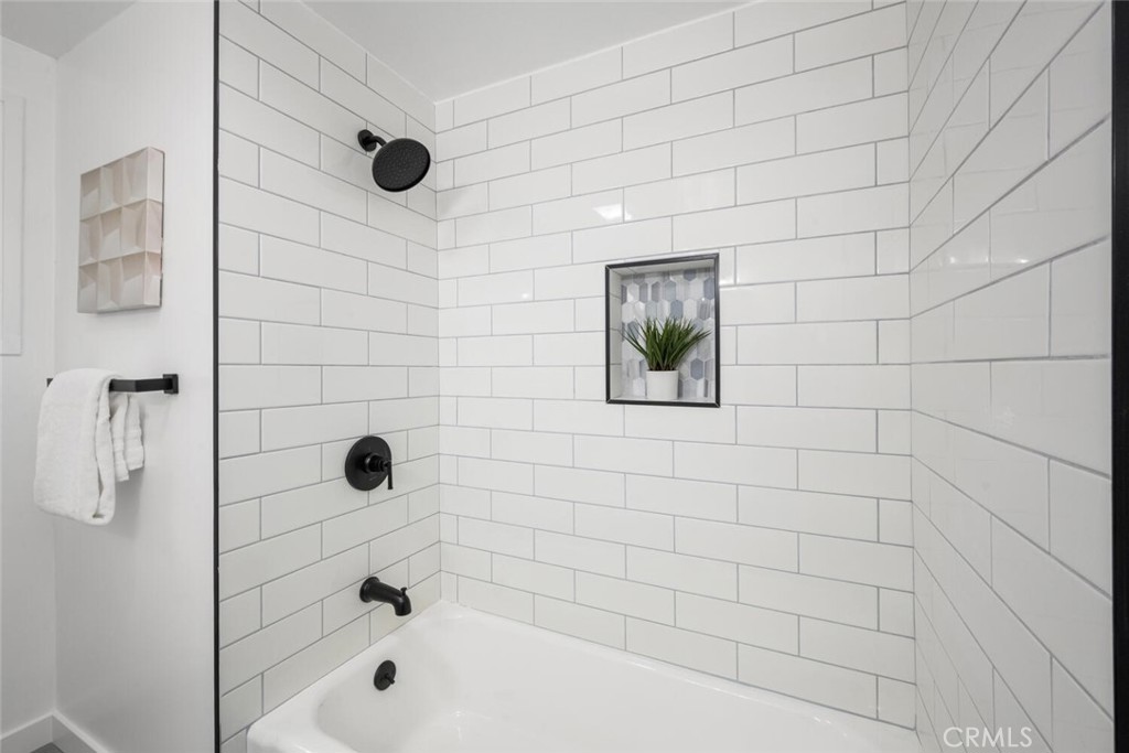 17036 Spinning Avenue