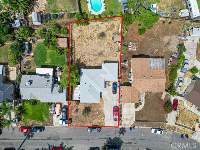 6673 Lessie LN