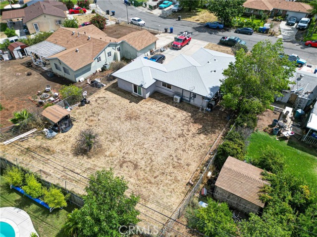 6673 Lessie LN