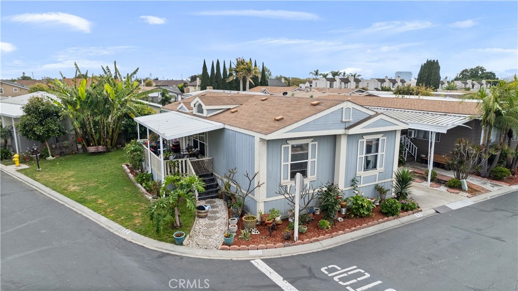 8200 Bolsa Avenue 92