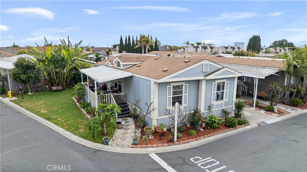 8200 Bolsa Avenue 92