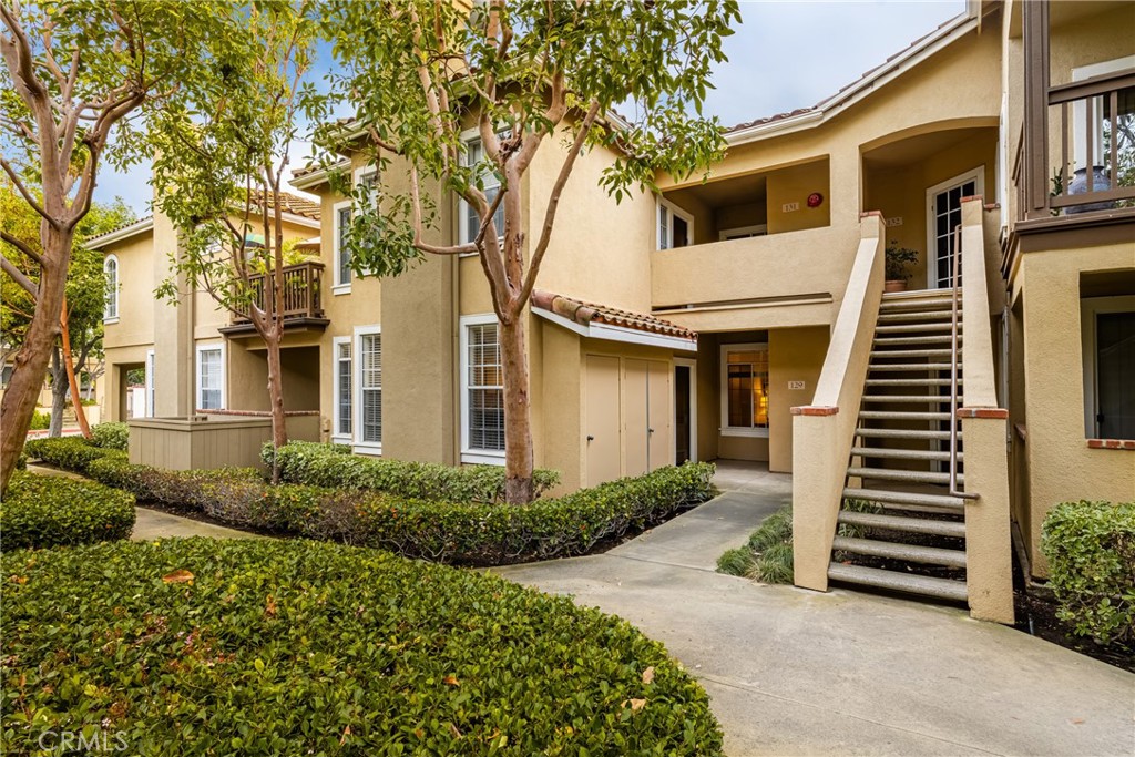 129 Gallery Way