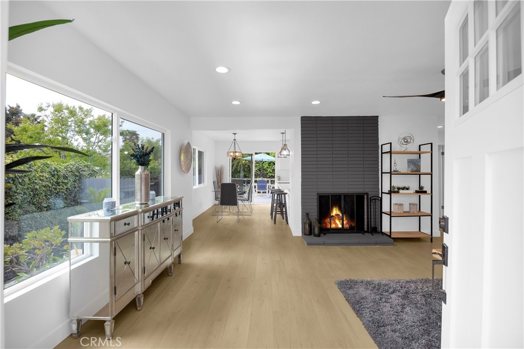 26731 Avenida Las Palmas