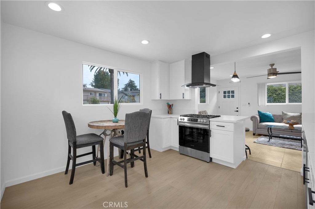 26731 Avenida Las Palmas