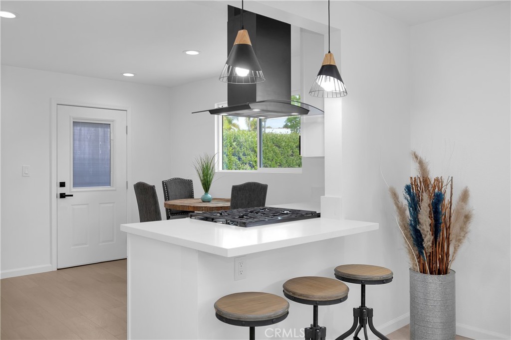 26731 Avenida Las Palmas