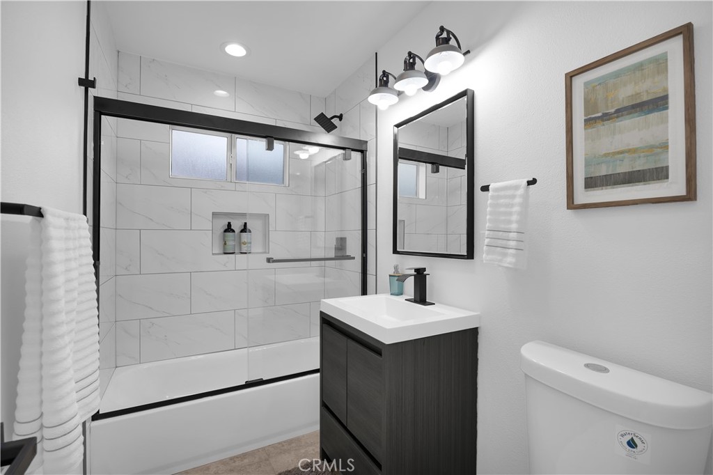 26731 Avenida Las Palmas