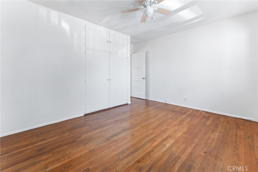 202 Esperanza Avenue 202