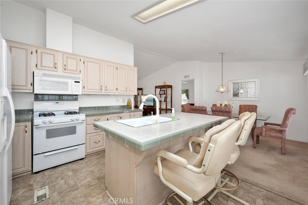 16222 Monterey Lane 283