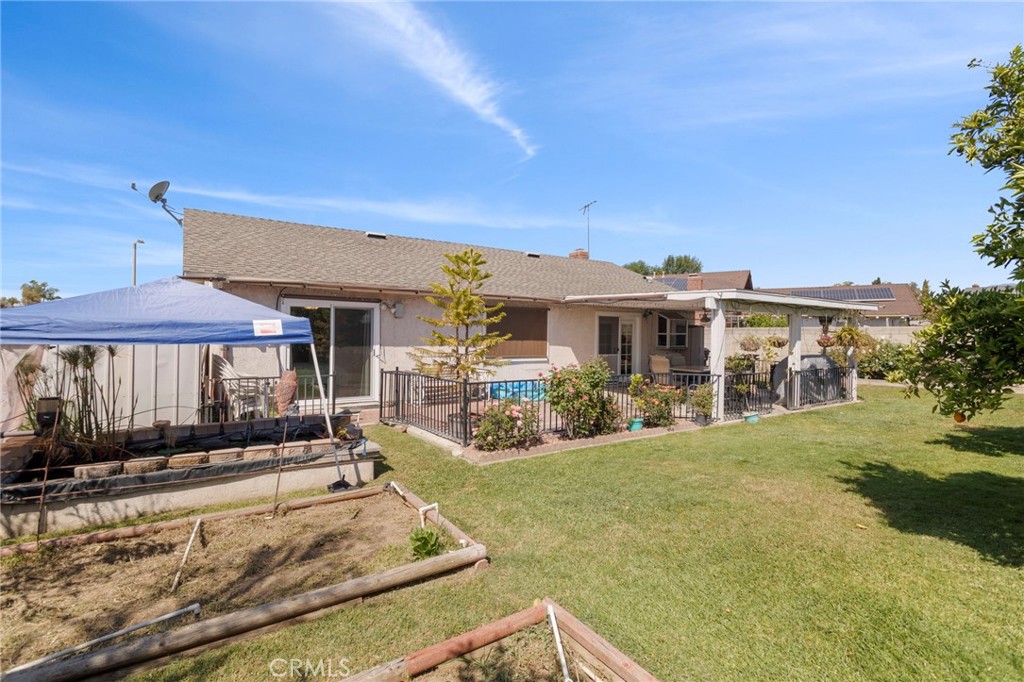 1736 N Hacienda Drive