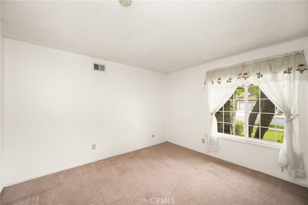 4343 E Elkstone Avenue