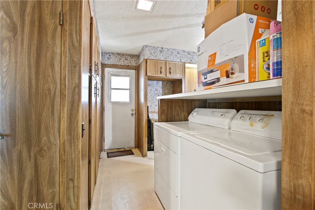 2514 Orangethorpe W 27