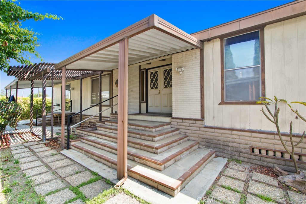 2514 Orangethorpe W 27