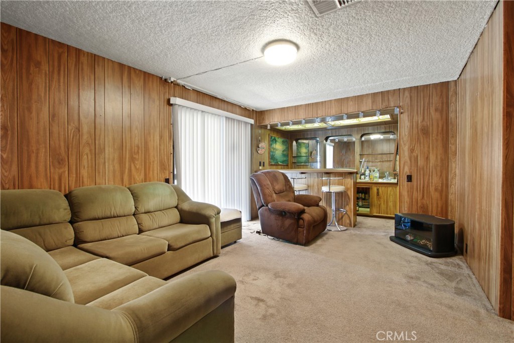 2514 Orangethorpe W 27