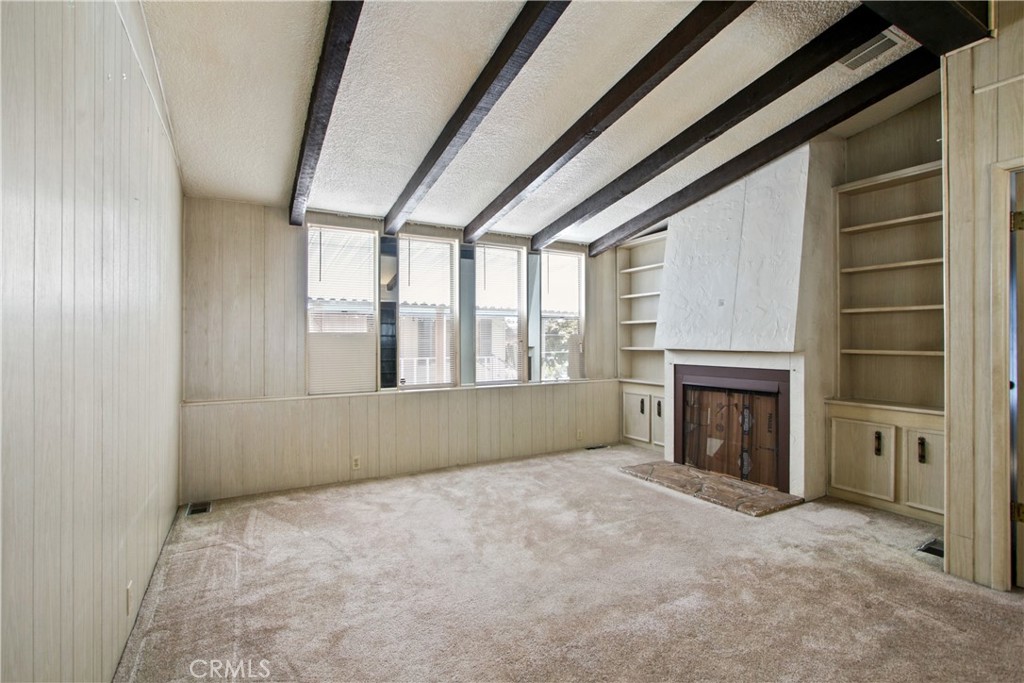 2514 Orangethorpe W 27