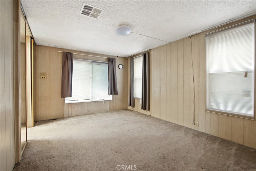 2514 Orangethorpe W 27