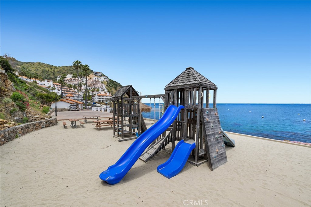 63 Camino De Flores 22