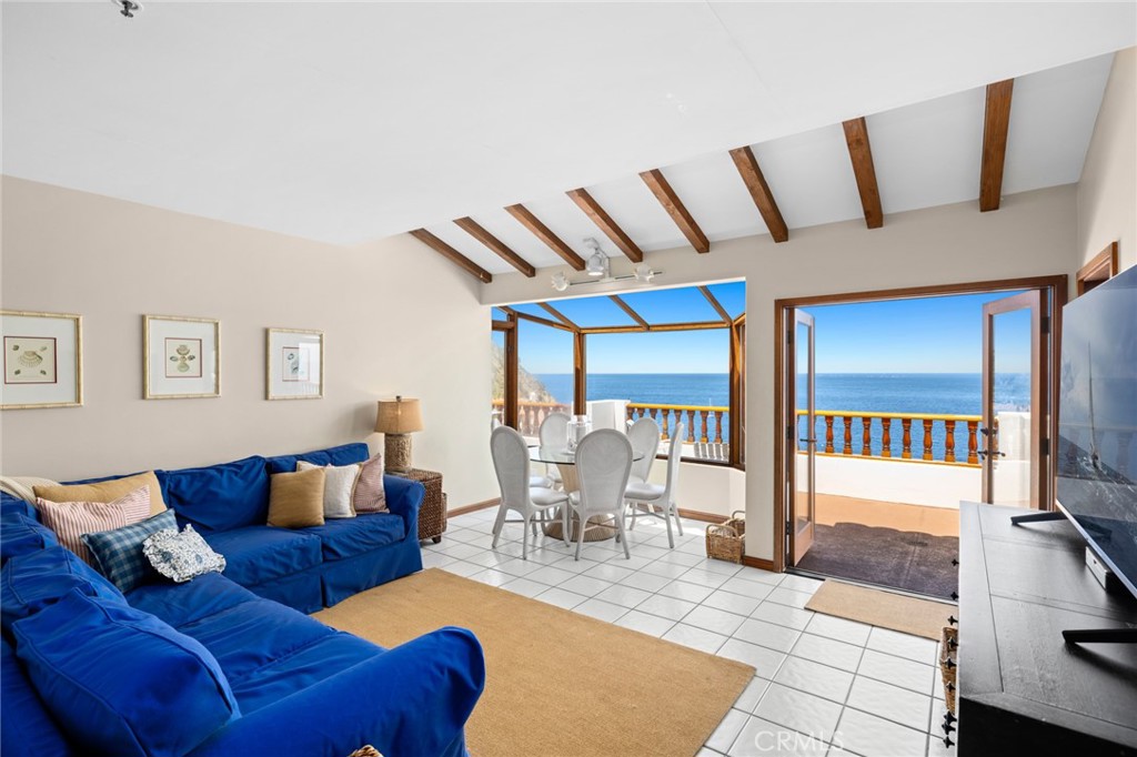 63 Camino De Flores 22